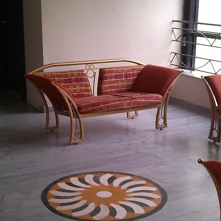 Jal Sagar Hotel Vadodara Eksteriør billede